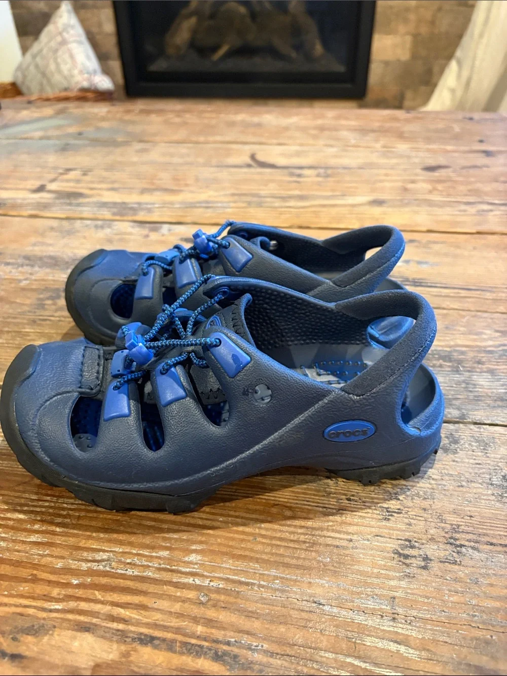 CROCS Kids Trailbreak Bump Toe Blue Water Clog Sandals with Bungee Lacing
